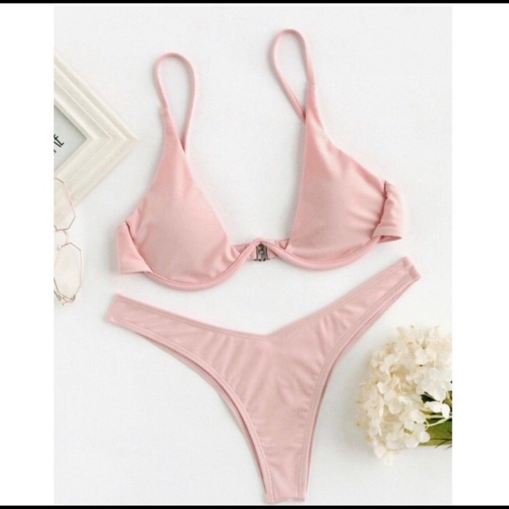 Light pink underwire bikini